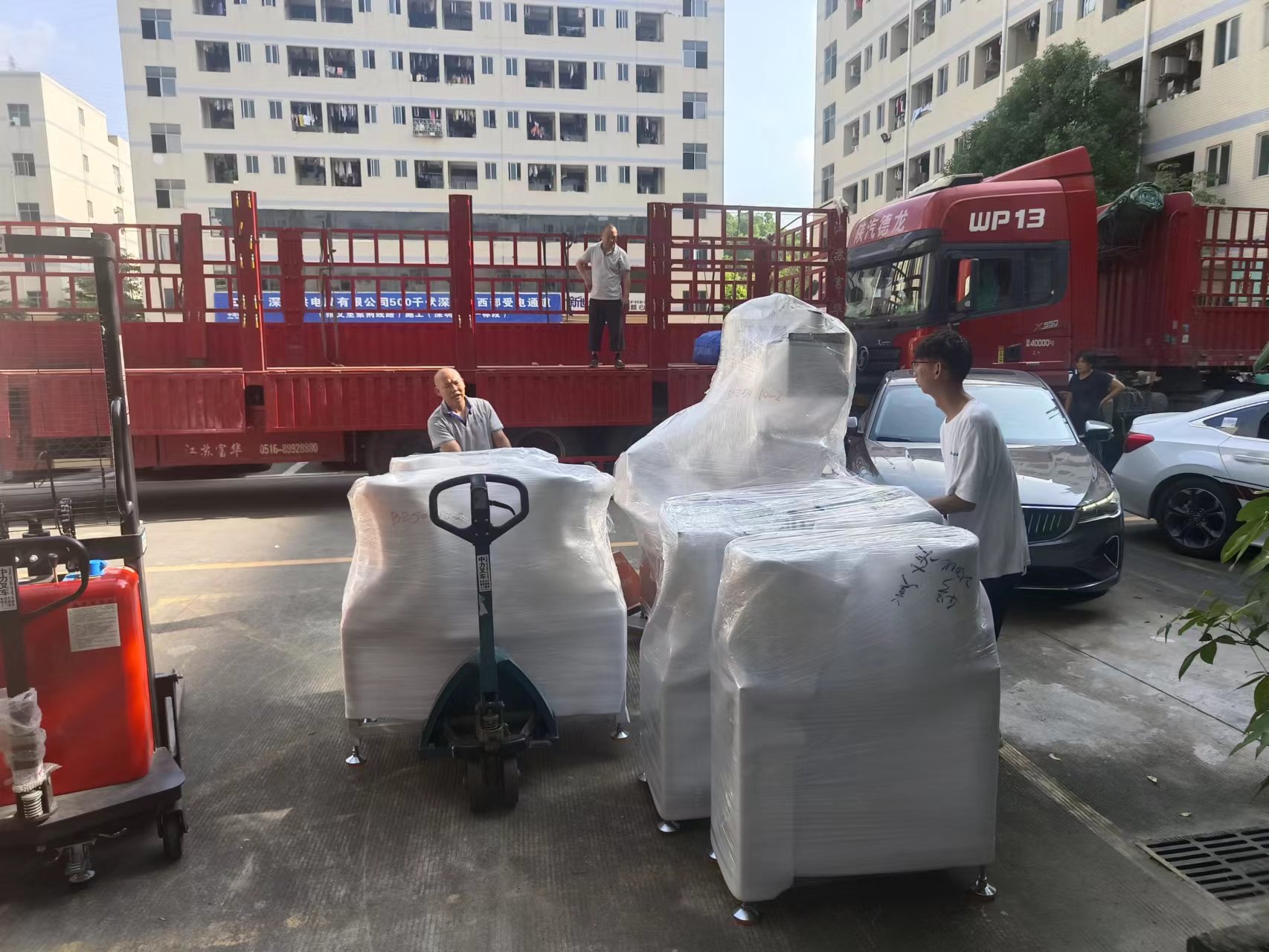  k8凯发科技-美东汇成医疗自动化设备今日交付